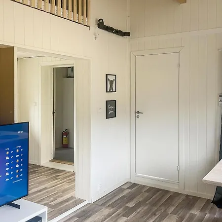 Holiday home Lovely In Frekhaug With Wifi Alversund